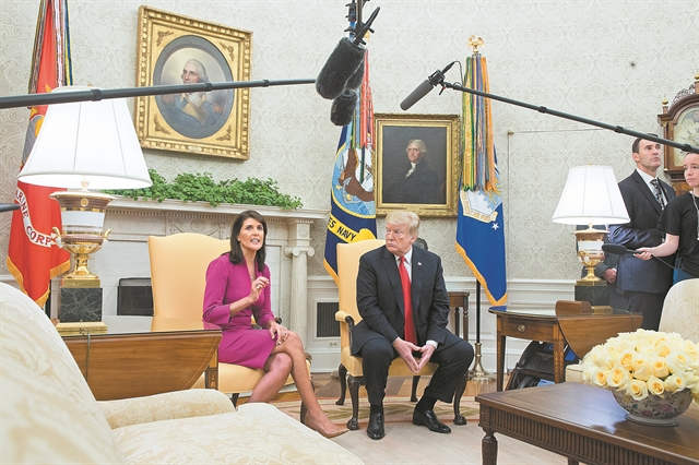 Φεύγει για να… επιστρέψει