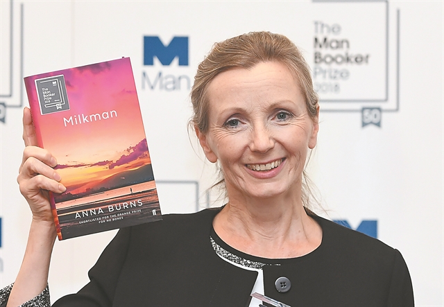 Φέρνουν τα λογοτεχνικά βραβεία πωλήσεις;