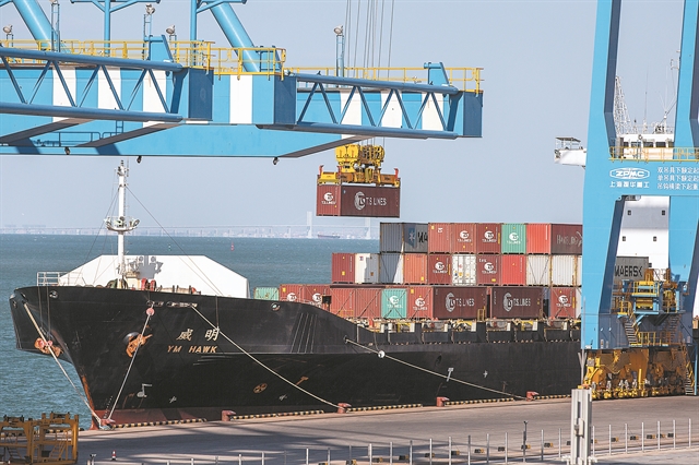 Ο Τραμπ απειλεί με δασμούς σε όλα τα κινεζικά προϊόντα