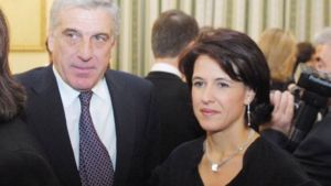 Γιάννος : Είχε ακόμη και χρυσάφι και ασήμι ο πρώην υπουργός