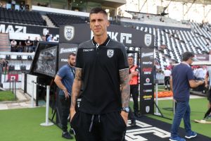 Μάνατζερ Χατσερίντι : «Πρέπει να παλέψει για τη θέση του ο Εβγεν»