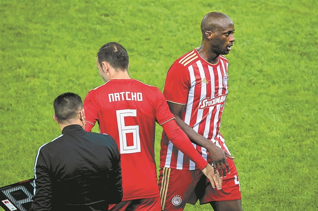 Τα δύο «τρίγωνα» του ερυθρόλευκου άξονα