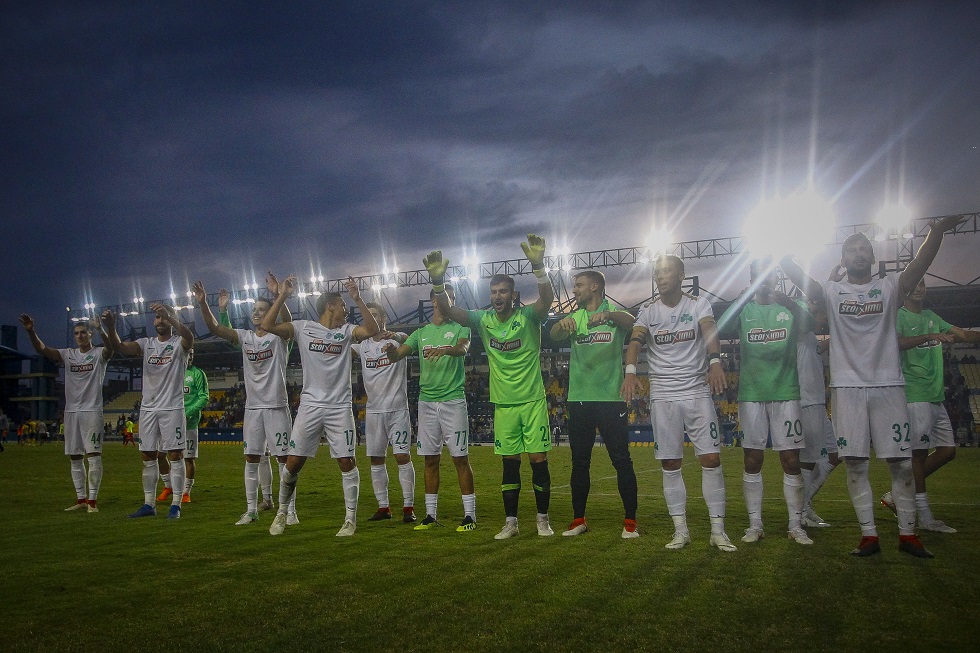 Οι έξαλλοι πανηγυρισμοί παικτών και κόσμου του Παναθηναϊκού (εικόνες)