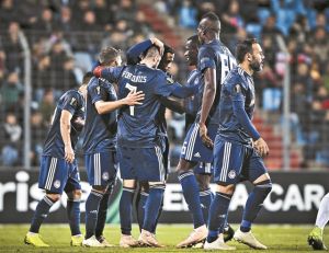 H… ελληνική συνθήκη του Μαρτίνς