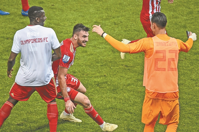 «Και στον ύπνο του βάζει γκολ»