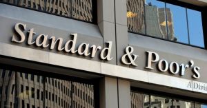 Ο S&P μετέβαλε σε αρνητικό το outlook της Ιταλίας