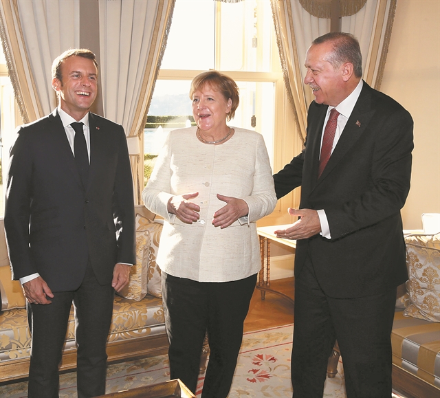 Ζητείται νέο «ντιλ» που να λειτουργεί