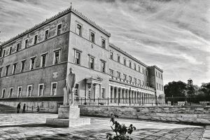 Προαναγγέλλουν κι άλλους κύκλους διώξεων