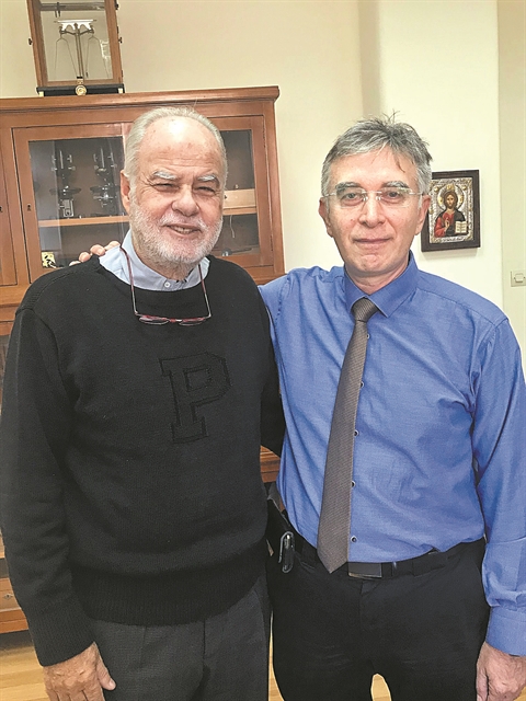 Ελληνας καθηγητής βρήκε τρόπο να νικήσει τον χρόνο