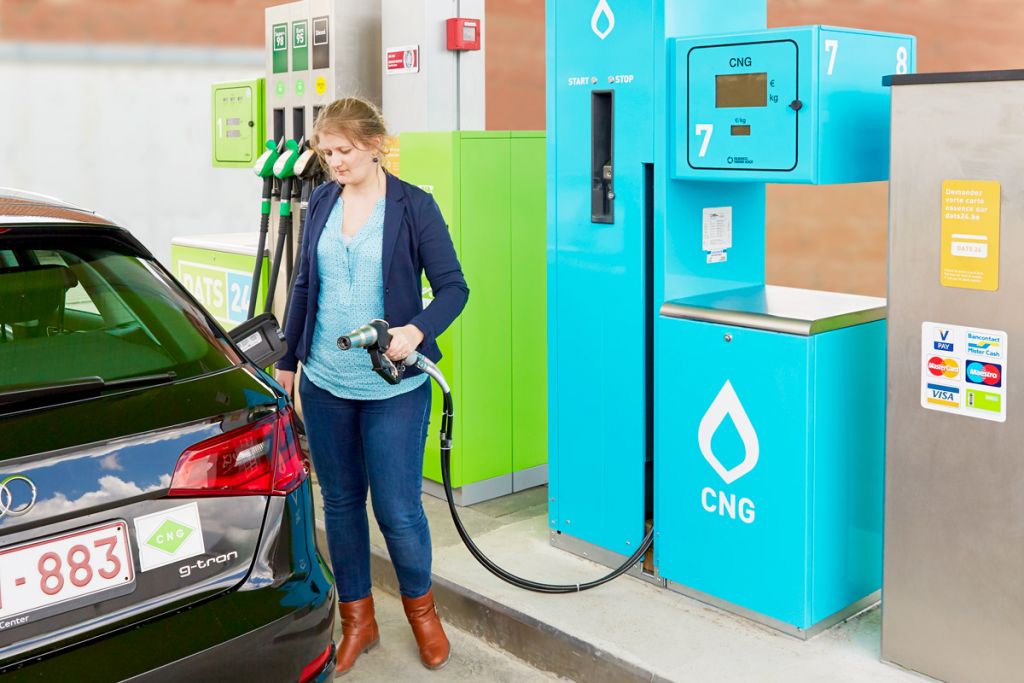 Πόσο συμφέρει το φυσικό αέριο στο αυτοκίνητο, τι πρέπει να γνωρίζουμε για το φουλάρισμα