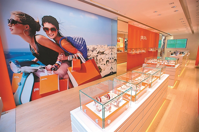 Στο φως νέες αποκαλύψεις για το σκάνδαλο