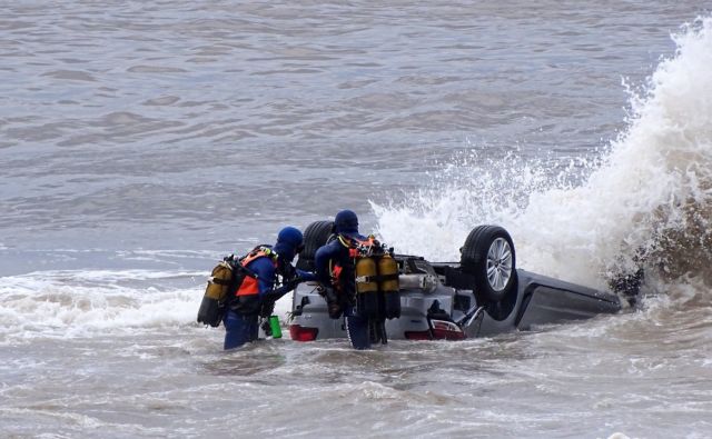 Γαλλία: Δυο νεκροί σε αυτοκίνητο που παρασύρθηκε από χείμαρρο
