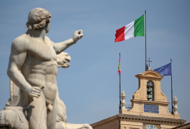 Ιταλία: Ποιος θα επωμιστεί τη «λυπητερή» του προϋπολογισμού