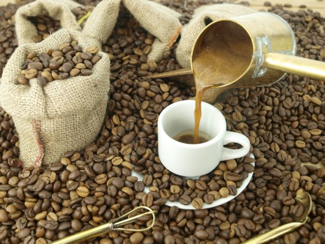 Μειώνεται ο κίνδυνος της ροδόχρου νόσου χάρη στον καφέ