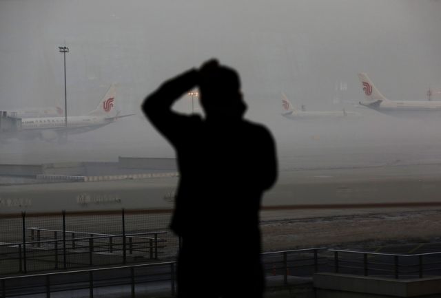 Πυκνή ομίχλη «πνίγει» την Κίνα