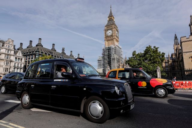 Ντεμπούτο για τα Λονδρέζικα μαύρα ταξί και στο Παρίσι