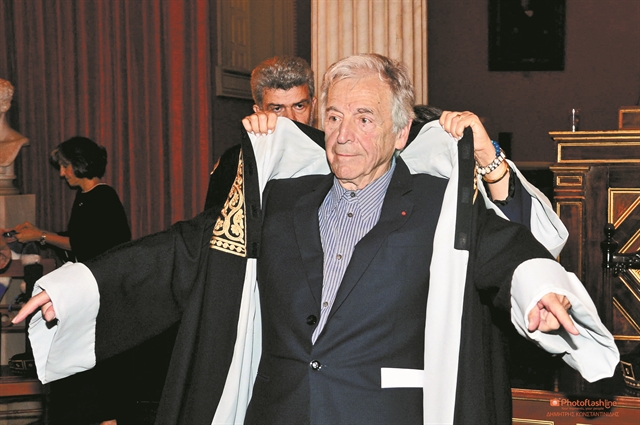 «Μας λείπει η ωριμότητα που απαιτεί η εποχή»