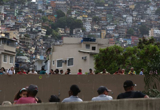 Βραζιλία: Ελεύθερους σκοπευτές θέλει στο Ρίο ο κυβερνήτης