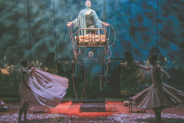 Από τον «Κολοκοτρώνη» ως τη σύγχρονη μουσική