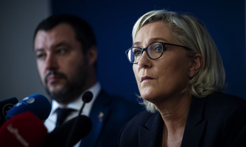 Σαλβίνι και Λεπέν υφαίνουν τον ιστό της αράχνης των εθνικιστών