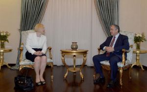 Συνάντηση Ακιντζί με την απεσταλμένη του ΟΗΕ στην Κύπρο