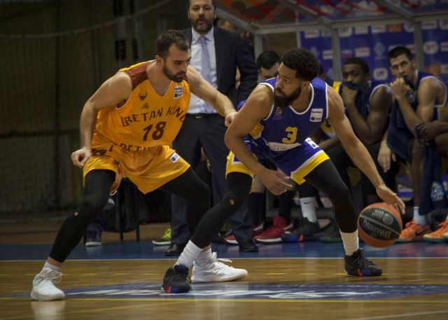 Νίκες για Λαύριο και Χολαργό