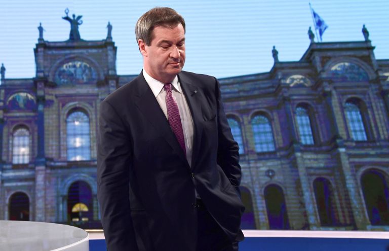 Σεισμός στο Βερολίνο – Χάνει την αυτοδυναμία στη Βαυαρία η Μέρκελ | tanea.gr