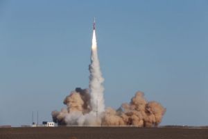 Κινεζικός πύραυλος που μετέφερε δορυφόρο απέτυχε να τεθεί σε τροχιά