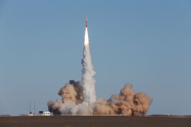 Κινεζικός πύραυλος που μετέφερε δορυφόρο απέτυχε να τεθεί σε τροχιά