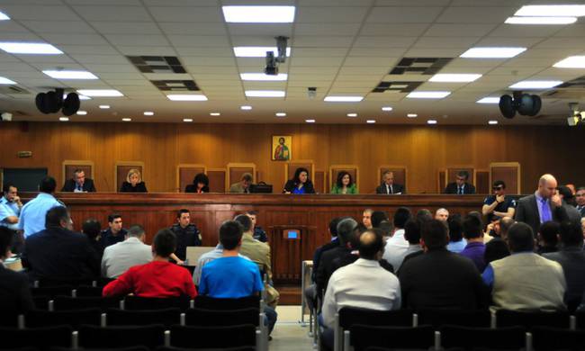 Δίκη Χρυσής Αυγής: Μάρτυρας περιμένει δύο χρόνια για να καταθέσει