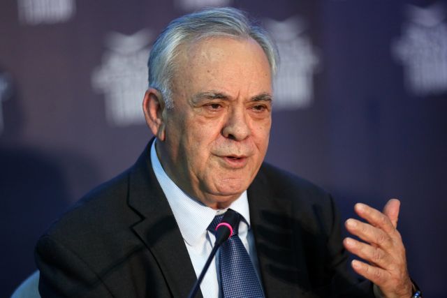 Οικονομική ανάκαμψη βλέπει ο Δραγασάκης ακόμα και μετά τη «βουτιά» του Χρηματιστηρίου