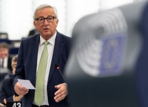 Γιούνκερ: Θα μας προπηλακίσουν αν είμαστε ελαστικοί με την Ιταλία