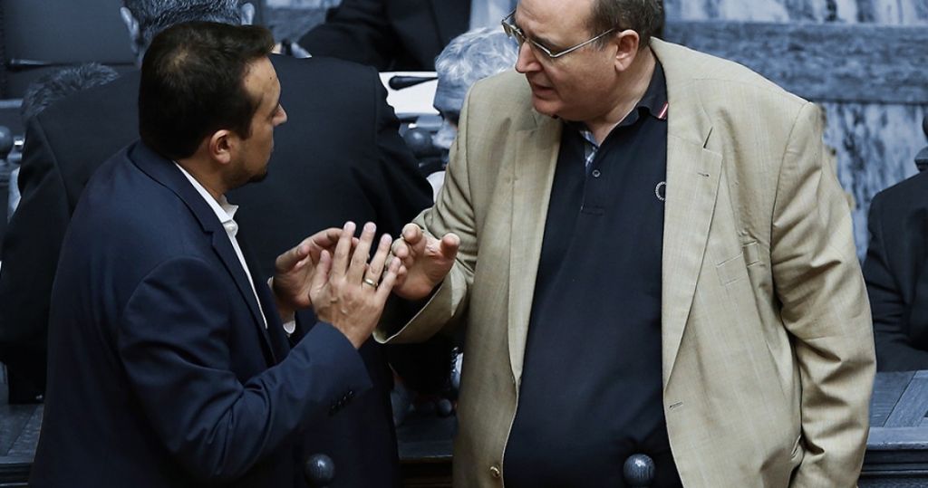 Ο ΣΥΡΙΖΑ φλέγεται