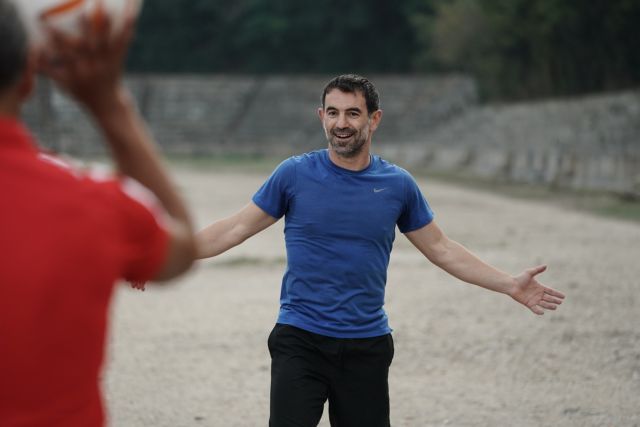 Ούτε Καραγκούνης ούτε Στολτίδης