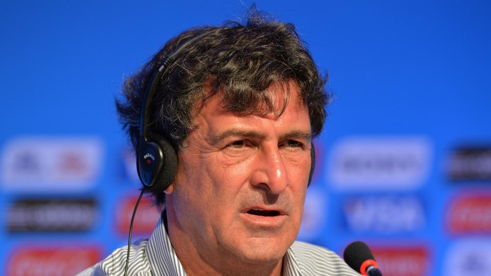 Κέμπες: Πρόβλημα όταν ανοίγει το στόμα του ο Μαραντόνα