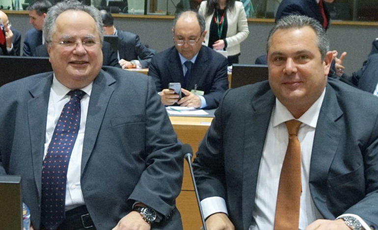 Το Μαξίμου βγάζει… τρελό τον Κοτζιά: Ακατανόητη η παραίτησή του