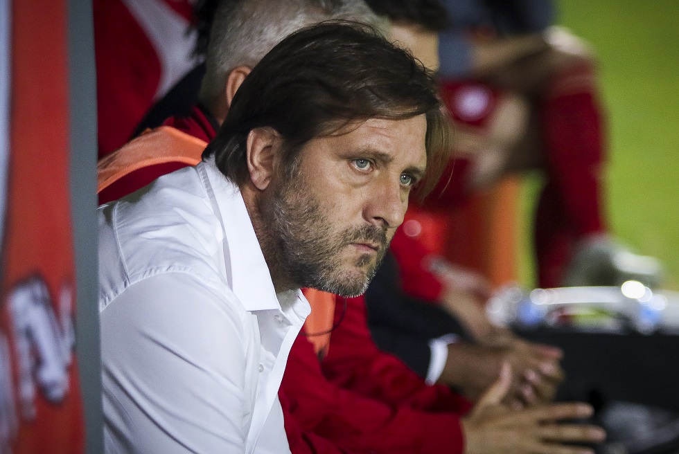 Μαρτίνς: Δεν σεβαστήκαμε τη φανέλα μας