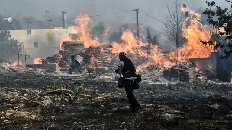 Φωτιά στο Μάτι : Πόρισμα - ντοκουμέντο δείχνει τους υπαίτιους της τραγωδίας  - ΤΑ ΝΕΑ