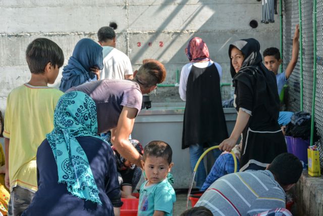 Η ΝΔ επαναφέρει το ζήτημα διαχείρισης προσφυγικών κονδυλίων