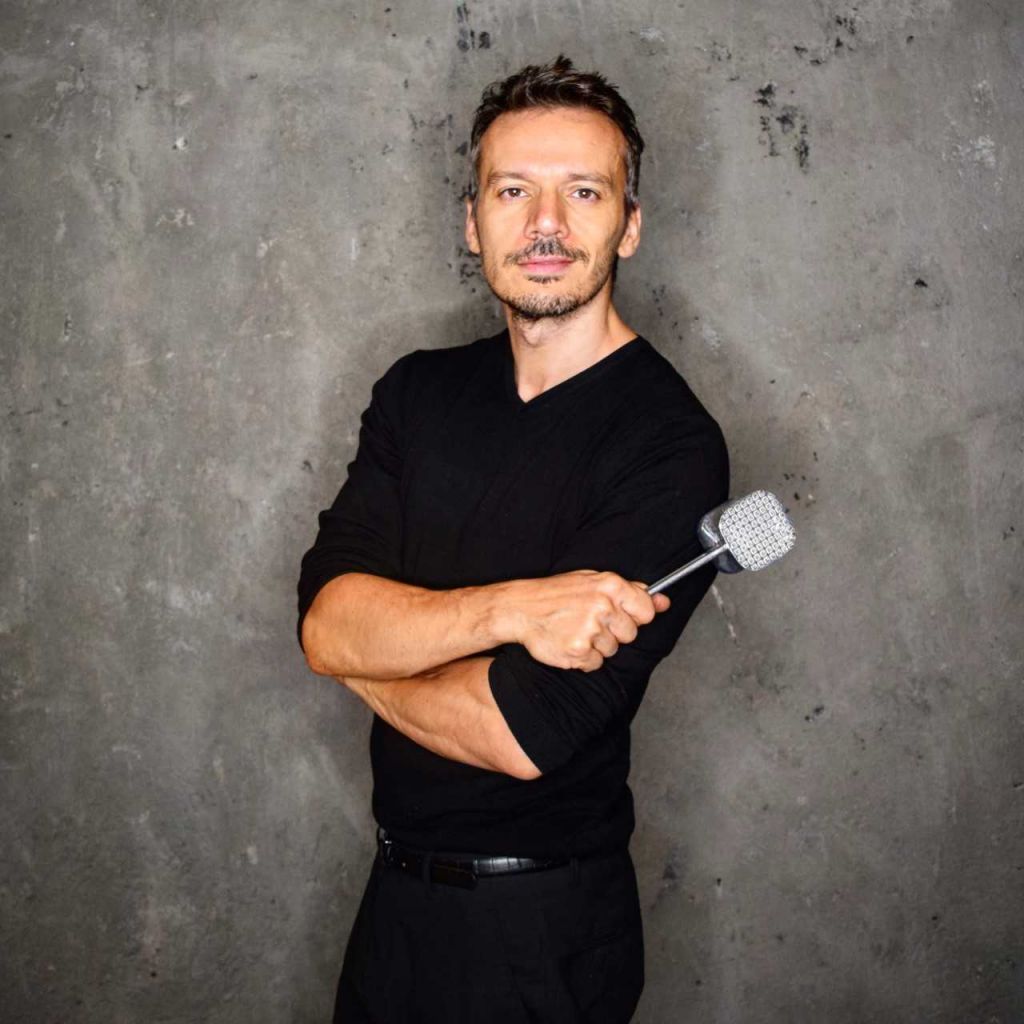 Ο Γιώργος Νανούρης μπαίνει στην «Κουζίνα»