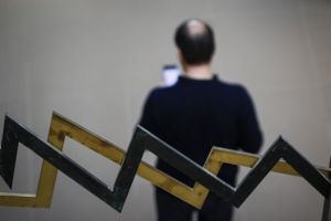 Συναγερμός στο Μαξίμου μετά τη «Μαύρη Τετάρτη» στο Χρηματιστήριο