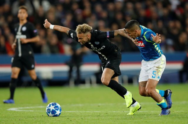 Τσάμπιονς Λιγκ : Η Νάπολι απειλεί με αποκλεισμό την Παρί Σεν Ζερμέν