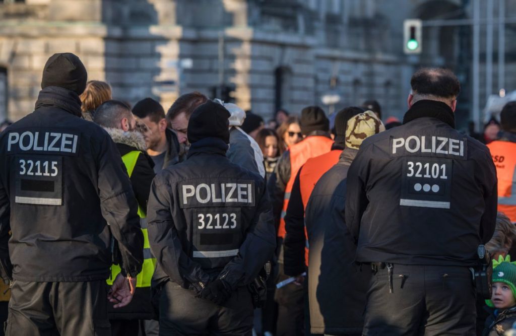 Γερμανία: Ανοιχτό το ενδεχόμενο τρομοκρατικής επίθεσης στην Κολωνία