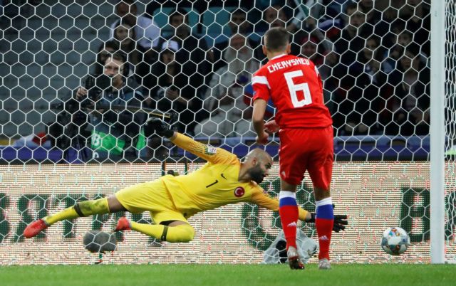 Βλέπουν άνοδο οι Ρώσοι, 2-0 την Τουρκία