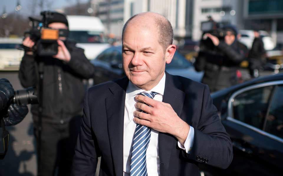 Πρόταση Σολτς για τα κέρδη των πολυεθνικών εταιρειών