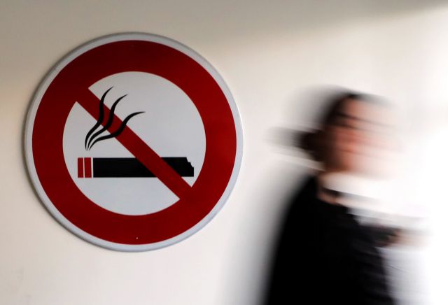 H Αστυπάλαια γίνεται το πρώτο ελληνικό νησί που λέει «όχι» στο τσιγάρο