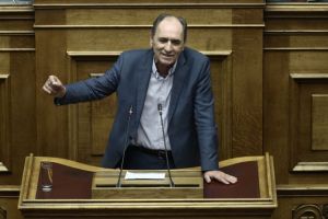 Σταθάκης: Κρυστάλλινη και διαφανής η εξαγορά από τη ΔΕΗ της σκοπιανής εταιρίας EDS