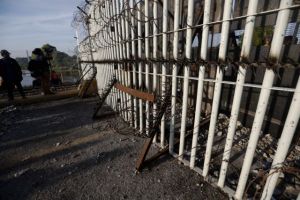 ΗΠΑ: Σκέφτονται να στείλουν χιλιάδες στρατιώτες στα σύνορα με Μεξικό