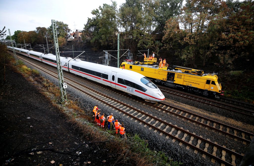 Γερμανία: Τρένο υψηλής ταχύτητας τυλίχτηκε στις φλόγες