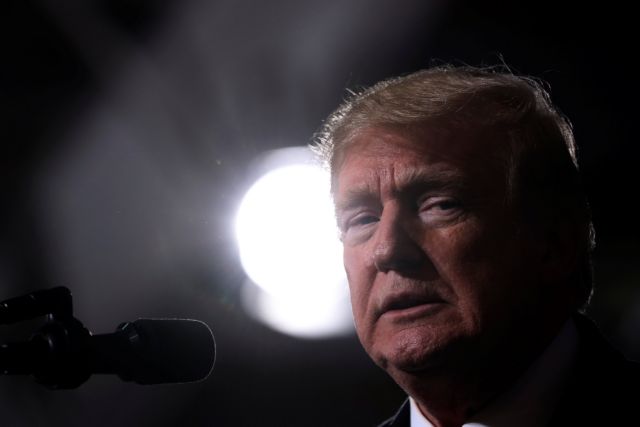 Θλίβεται για την εξαφάνιση Κασόγκι ο Τραμπ αλλά επιμένει στις πωλήσεις όπλων στη Σ. Αραβία